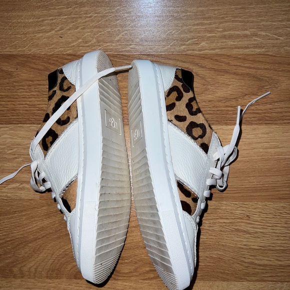 UGG Alameda Sneaker/Leopard Print Size 7 - Picture 2 of 5